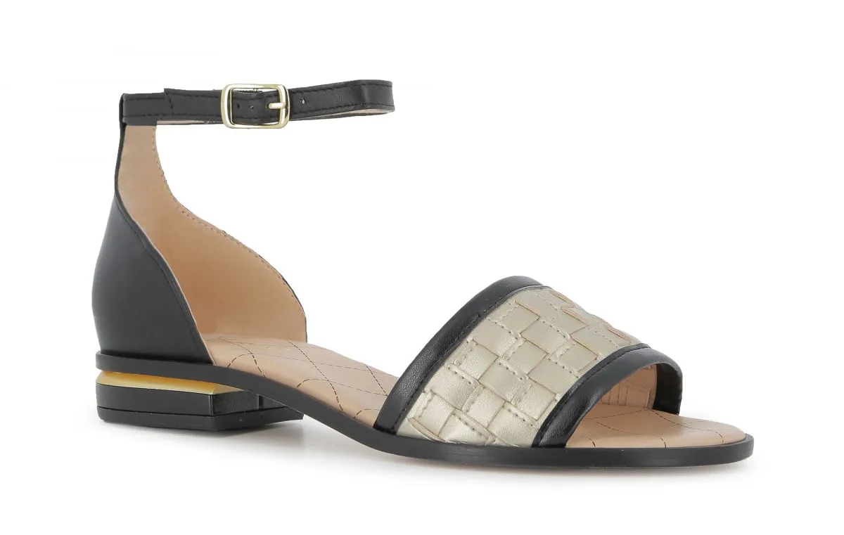 MIRELA 9M391                sandala
