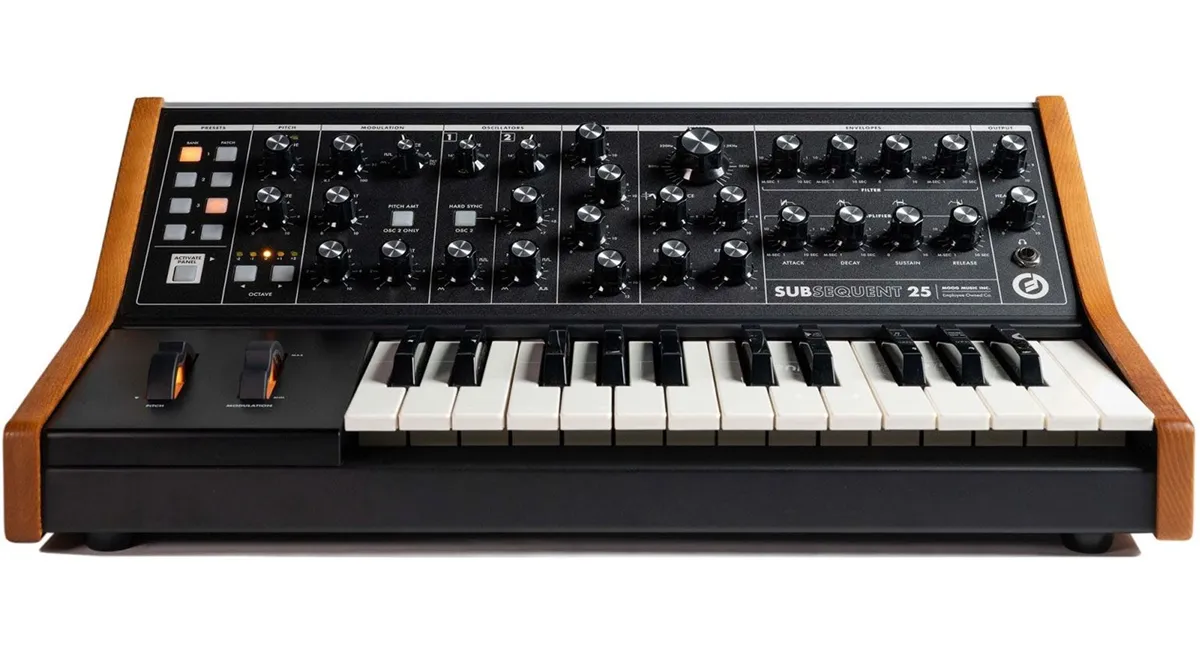 Moog Subsequent 25 | 25-Key Analog Synth+ poklon...