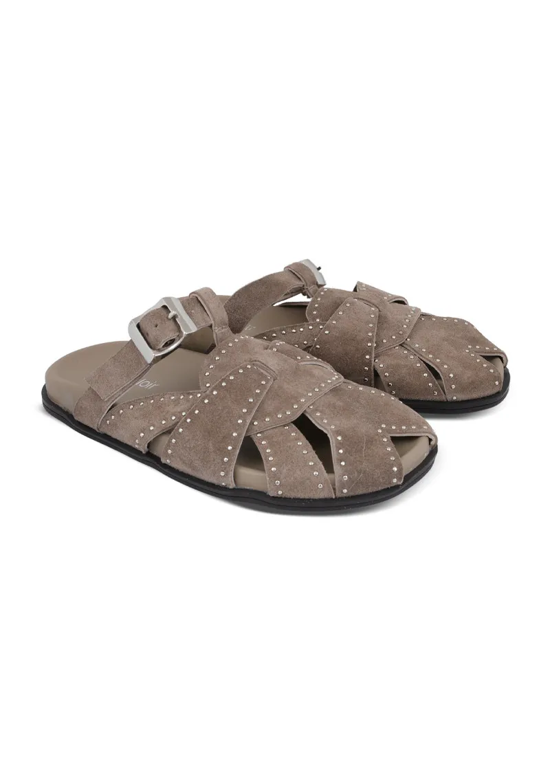 SANDAL