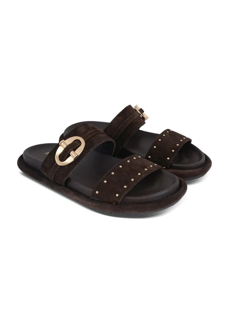 SANDAL