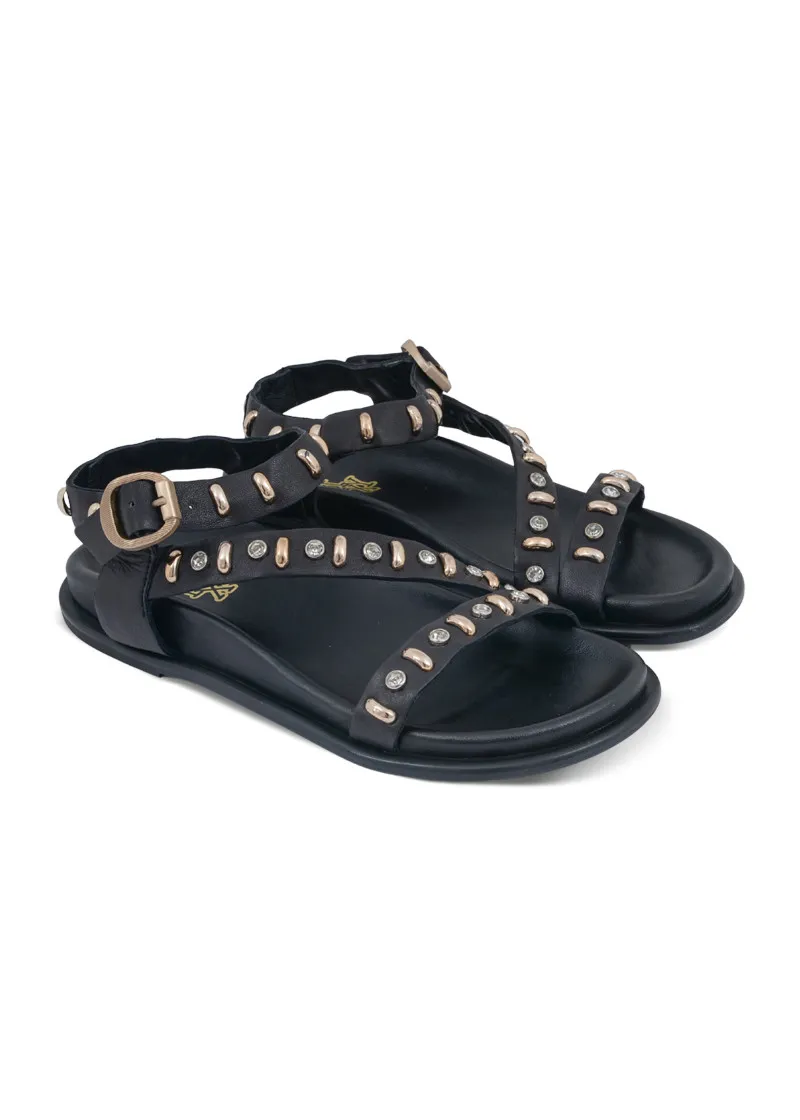 SANDAL