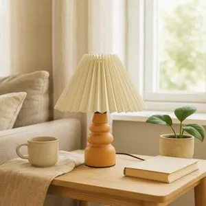 242010 Cream
Oak Table Lamp