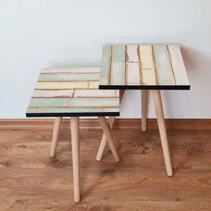 2Shp117 - Green Green
Yellow
White Nesting Table (2 Pieces)