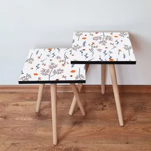 2Shp172 - Set od 2 Nesting Stola u Beloj, Tamno Plavoj i Narandžastoj Boji