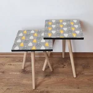 2Shp186 - White White
Grey
Yellow Nesting Table (2 Pieces)