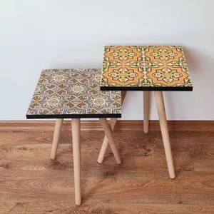 2Shp410 - Multicolor Multicolor Nesting Table (2 Pieces)