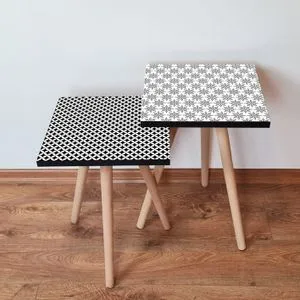 2Shp463 - Crni i beli stočić za kafu (2 komada)