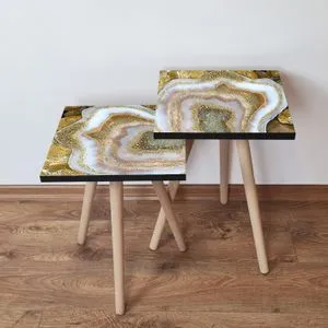 2Shp78 - Gold Gold
White
Beige Nesting Table (2 Pieces)