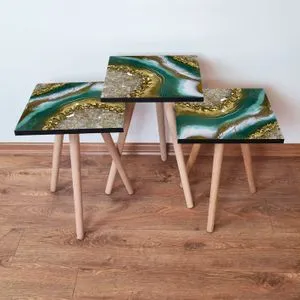 3Shp111 - Multicolor Multicolor Nesting Table (3 Pieces)