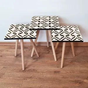 3Shp131 - White White
Black
Gold Nesting Table (3 Pieces)