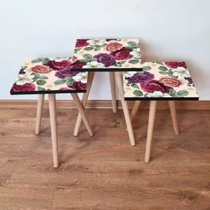 3Shp174 - Multicolor Multicolor Nesting Table (3 Pieces)