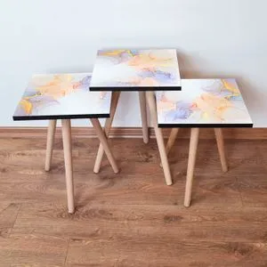 3Shp176 - Multicolor Multicolor Nesting Table (3 Pieces)