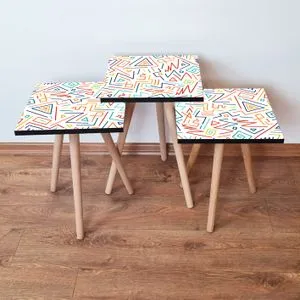3Shp216 - Multicolor Multicolor Nesting Table (3 Pieces)