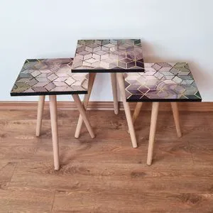3Shp275 - Multicolor Multicolor Nesting Table (3 Pieces)