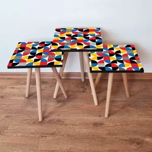 3Shp276 - Multicolor Multicolor Nesting Table (3 Pieces)