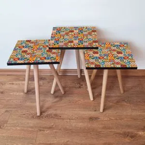 3Shp325 - Multicolor Multicolor Nesting Table (3 Pieces)