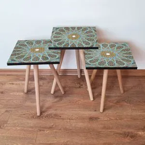 3Shp340 - Multicolor Multicolor Nesting Table (3 Pieces)
