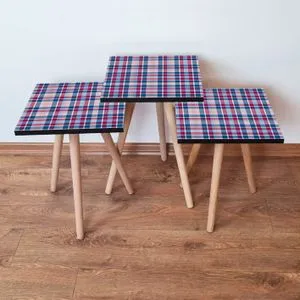 3Shp368 - Fuchsia Fuchsia
Blue
Pink Nesting Table (3 Pieces)