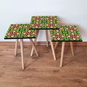 3Shp49 - Multicolor Multicolor Nesting Table (3 Pieces)