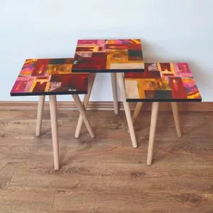 3Shp55 - Multicolor Multicolor Nesting Table (3 Pieces)