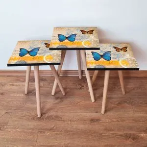 3Shp58 - Multicolor Multicolor Nesting Table (3 Pieces)