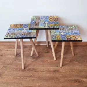 3Shp59 - Multicolor Multicolor Nesting Table (3 Pieces)