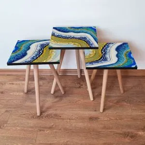 3Shp71 - Multicolor Multicolor Nesting Table (3 Pieces)