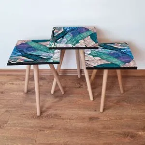 3Shp80 - Multicolor Multicolor Nesting Table (3 Pieces)