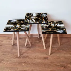 3Shp99 - Black Black
Gold
White Nesting Table (3 Pieces)