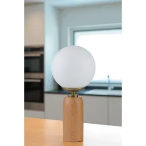 8900-3 White
Gold
Oak Table Lamp