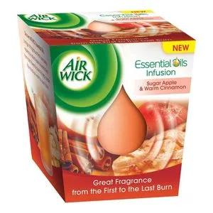 Air Wick mirisna sveća jabuka i cimet, 105 g