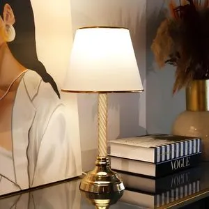 AYD-2979 White Table Lamp