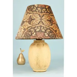 BK044 Ekranska Lampa Ecru