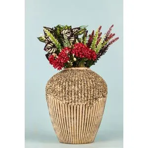 BK068 Ecru Decorative Pot