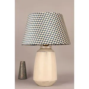 BK104 Višenamenska Stočna Lampa