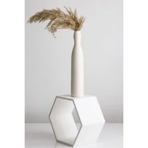 BSE062 White Vase