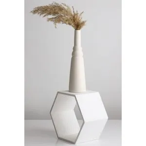 BSE063 White Vase
