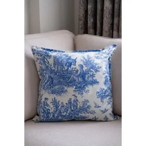 BST062 Blue
White Cushion Cover