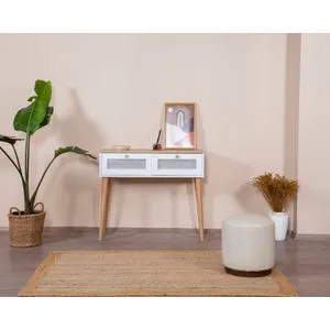 Calvin - Bela, Hrastova Komoda