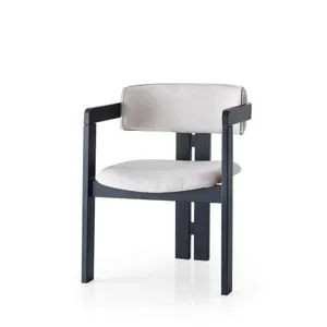 CO-045 Cream
Black Chair
