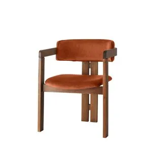 Crvena stolica CO - 028 od orahovog drveta