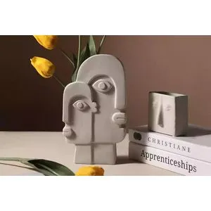 CY0087 Cream Vase