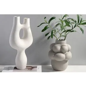 CY0099 White Vase