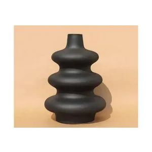 CY0110 Black Vase