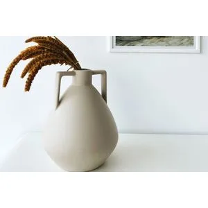 CY0127 Cream Vase