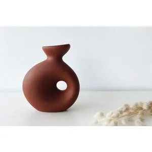 CY0145 Tile Red Vase