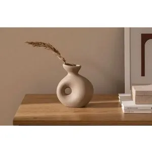 CY0148 Light Brown Vase