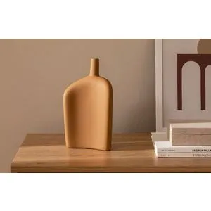 CY0168 Tan Vase