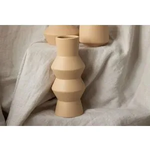 CY0209 Light Brown Vase