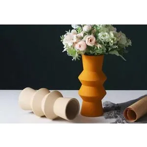 CY0212 Cream
Orange Vase Set